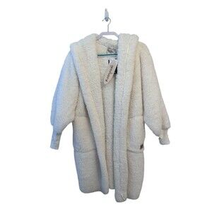 Nordic Beach Long Original Body Wrap in the Nordic Snow color one Size NWT